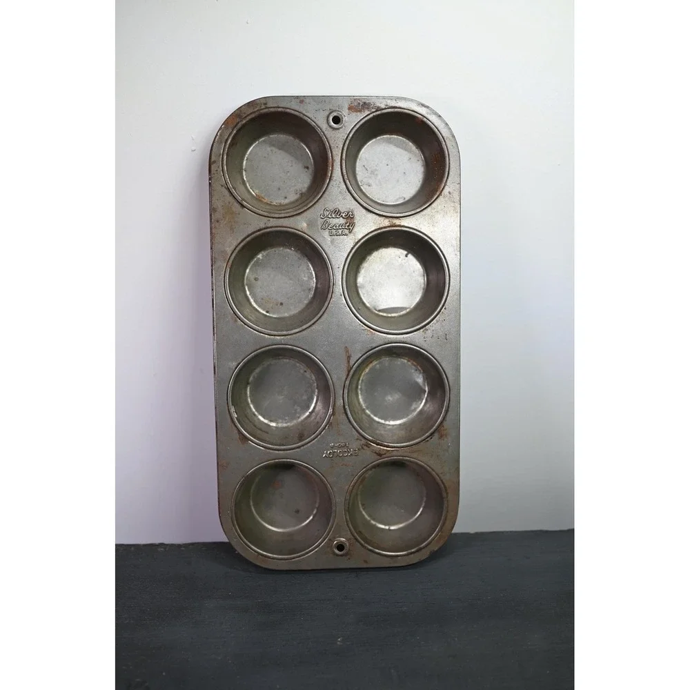 Vintage Silver Beauty Muffin Tin USA Ekcoloy T80-8 8 Cup Metal Cupcake Pan 7x14